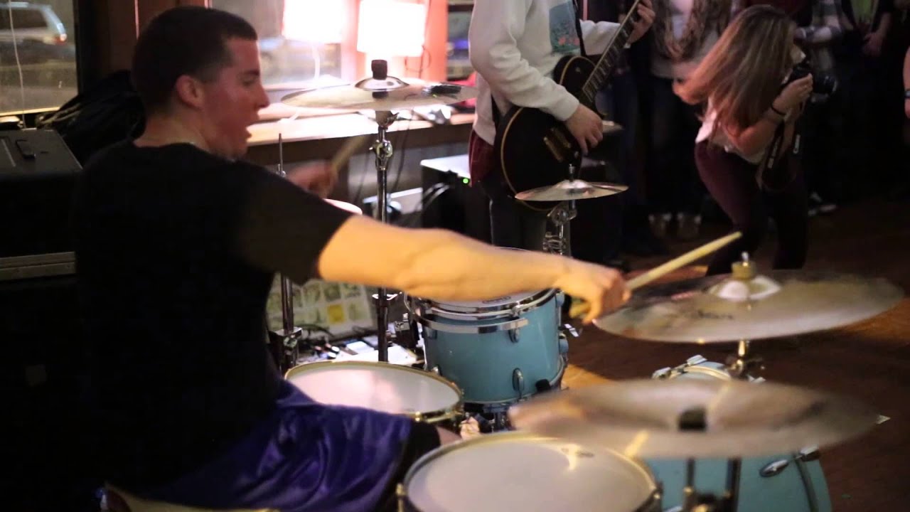 7. Frank De Santis | One Fell Swoop | Runaround