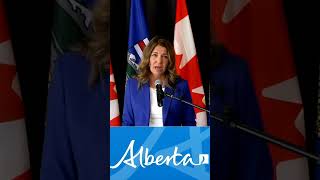 Taxing Alberta oil to U.S. would be disastrous: Smith