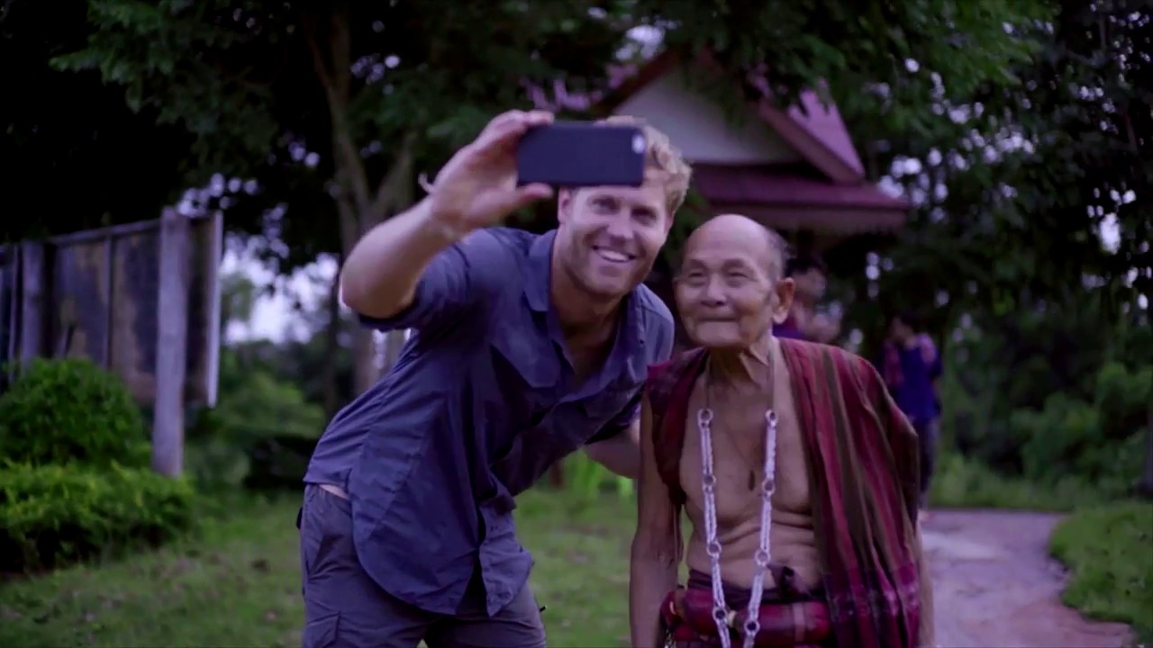 Vet Gone Wild | Swimming With Elephants