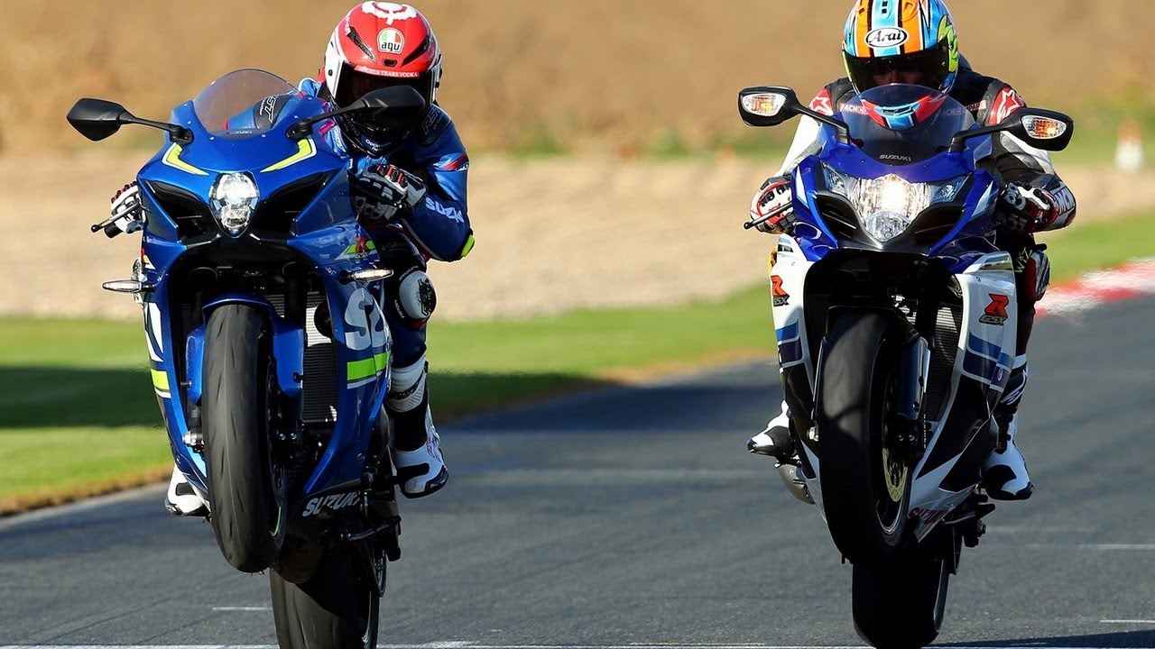 Look The Secrets 60 years of Suzuki RGV500 vs GSXR1000 Review