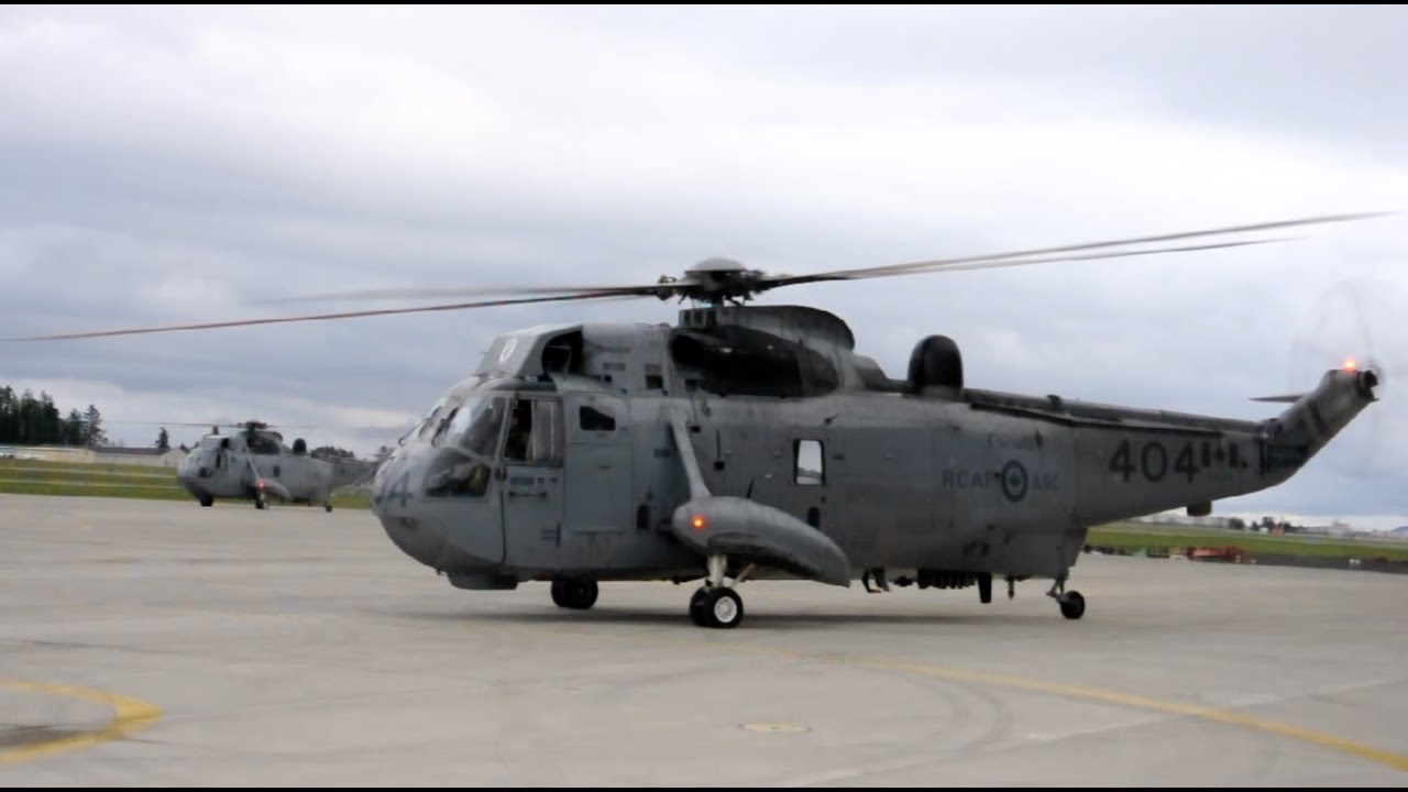 Awesome Close Up CH-124 Sea King Action | RCAF 443 Squadron