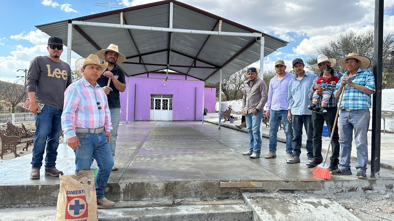 TRABAJAN POR DEVOCIÓN:​¡De Rancho Fantasma a Realidad en Los Caños!