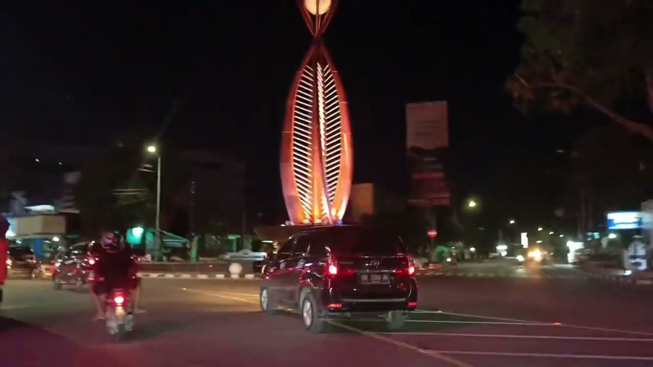 Keliling Kota Palu || Suasana di malam hari