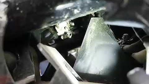 how to unlocked your nmax compartment when you forget your key inside