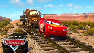 Momentos Mais Engraçados de Carros 2 da Pixar | Pixar Carros