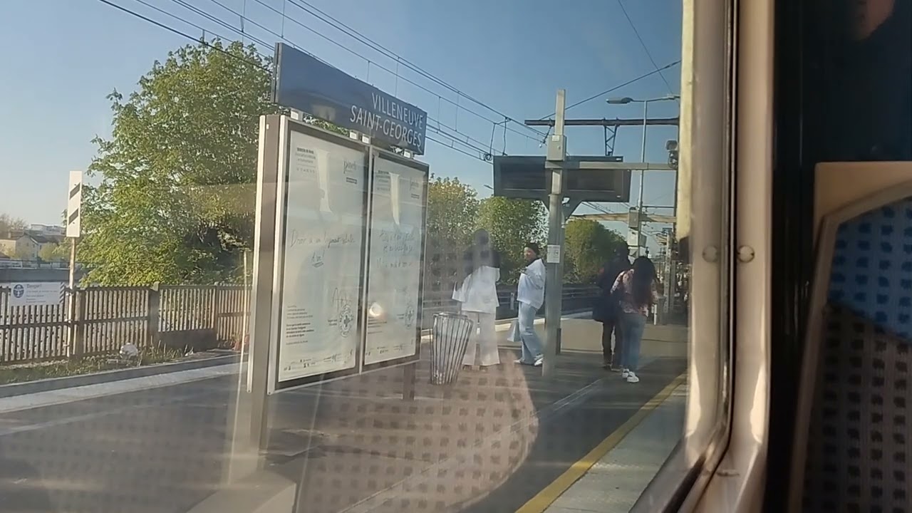 RER D Z20500 PUISSANTES ACCÉLÉRATION entre Montgeron et Pompadour