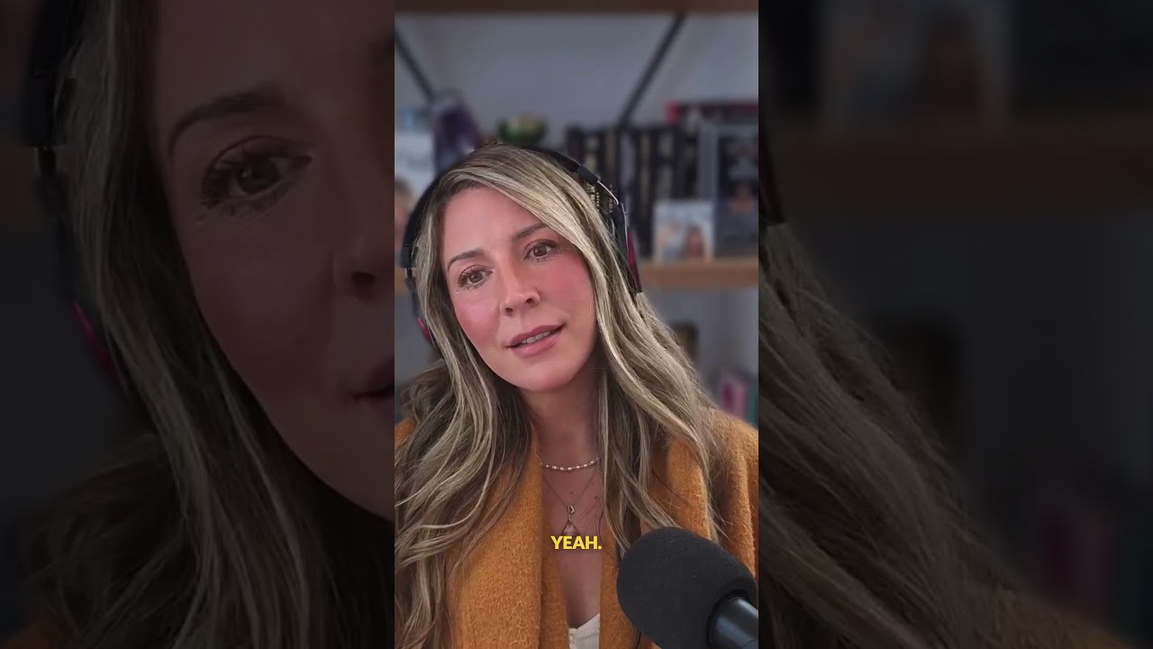 It Had To Suck  #dontcutyourownbangs #podcast #podcastclips