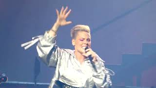 Pink - Trustfall (Paris - La Défense Arena - 20/06/2023)