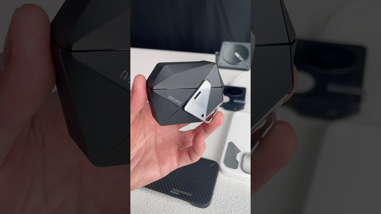 Unboxing Black AirPods Pro Case 