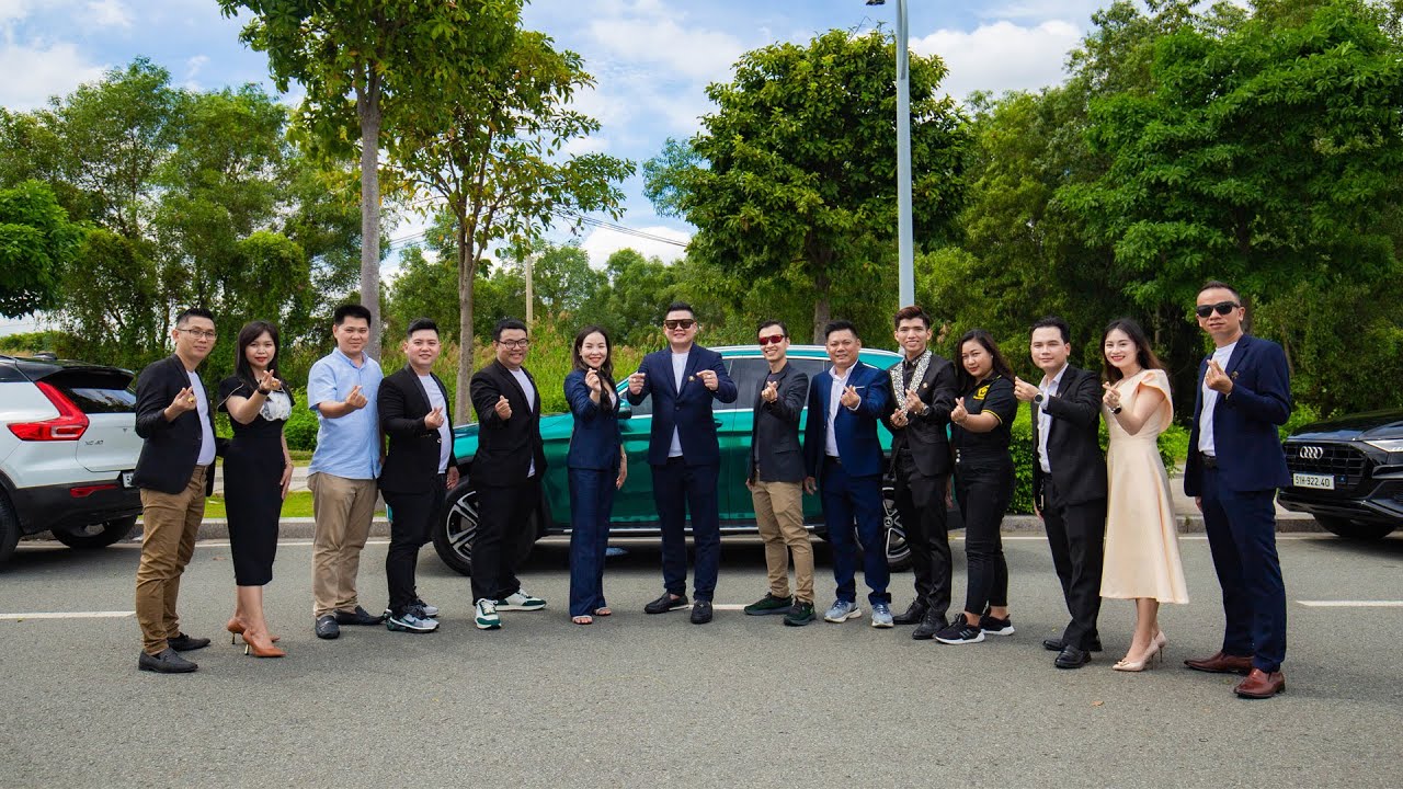 Offline Giant Club tại Sala 13 11 2022