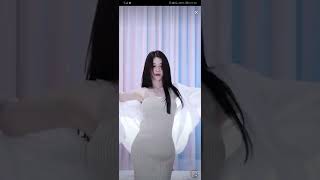 尹素婉 220527