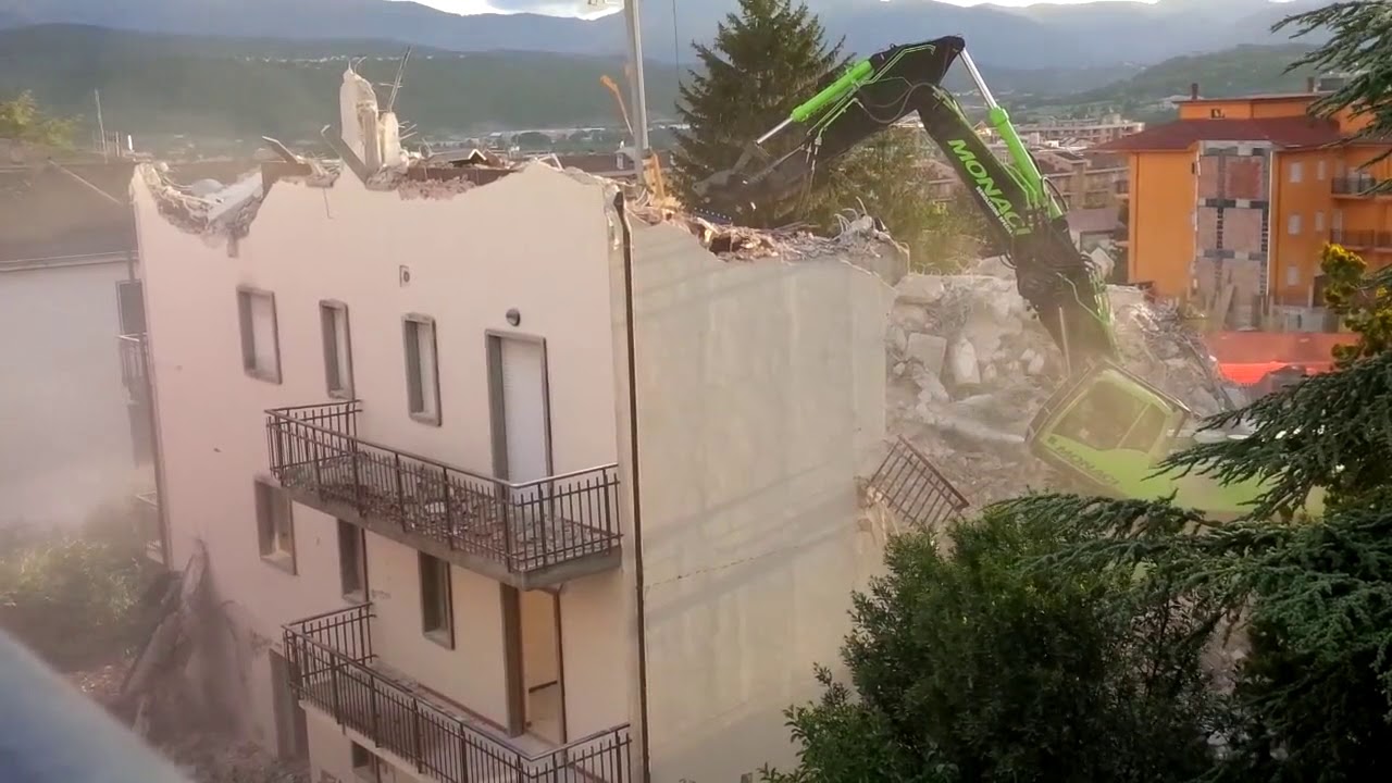 Demolizioni Civili - Monaci