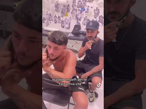 Video: Come ottenere un tatuaggio dietro l'orecchio (con immagini)