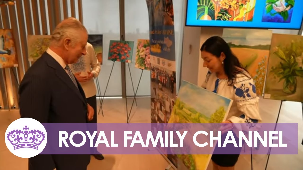 King Presented with Painting by Ukrainian Teenager