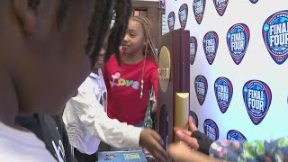 Students compete in "Read to the Final Four" program
