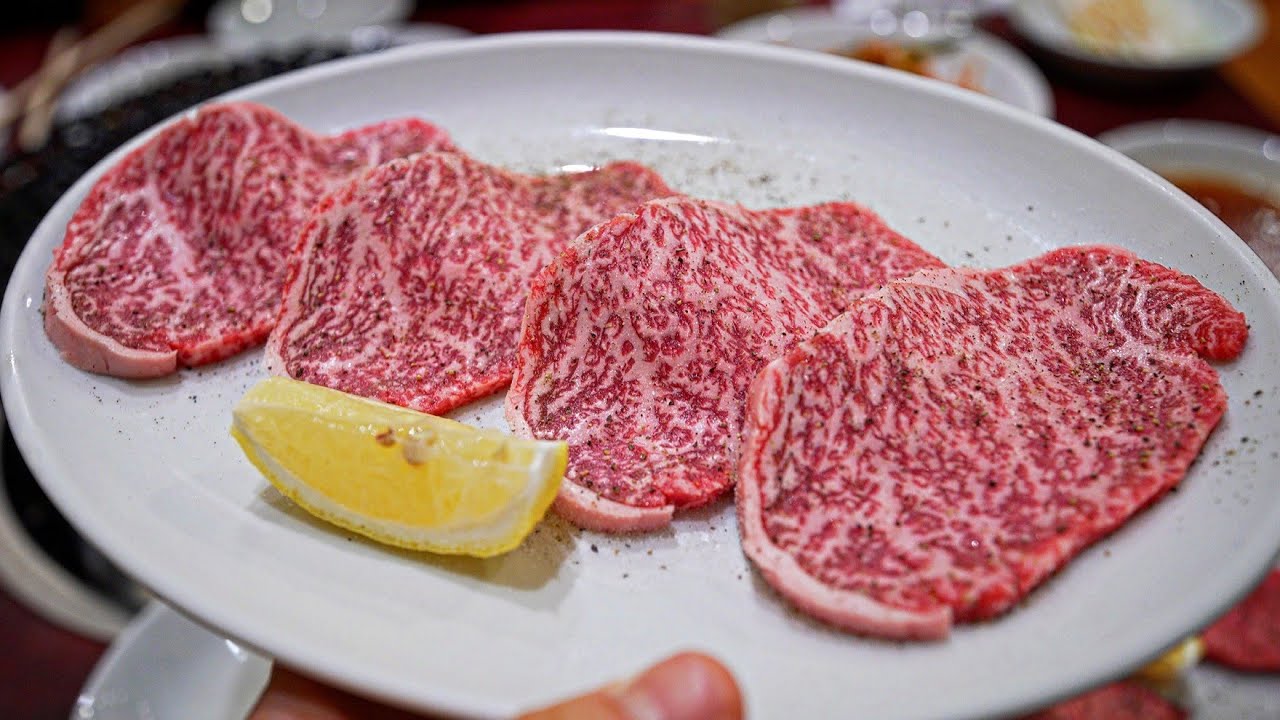 도쿄 여행가면 무조건 가세요. 평점4.4 리뷰 1200개 최소 40년 된 현지인 맛집입니다.