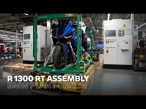 Assembling the New BMW R 1300 RT | BMW Plant Berlin