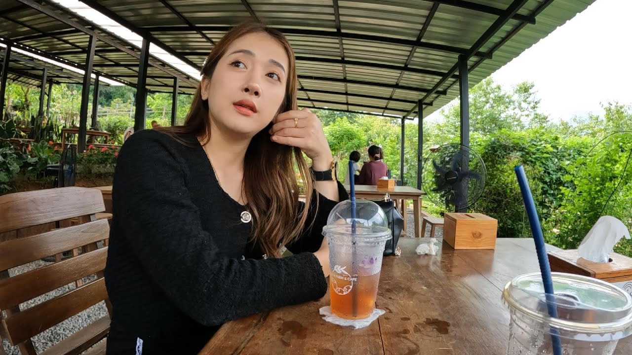 🇹🇭짝사랑했었던 그녀를 1년만에 보았습니다.