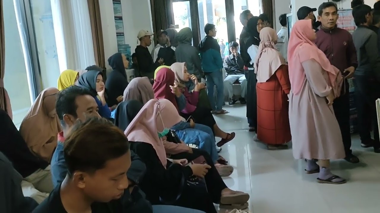 VIRAL⁉️ANTRIAN PANJANG DI SAMSAT PEMALANG SETELAH ADA PEMUTIHAN PAJAK DARI GUBERNUR JATENG