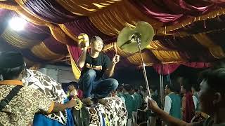 Download Lagu Aksi Kecrek di Atas Kuda DILLEMA BAND Live Campaka Pasongsongan MP3