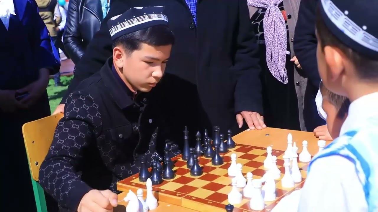 Ohangaron tumani O’rg’ozsoy mahallasida taqdim etgan badiiy-ma’rifiy konsert dasturin