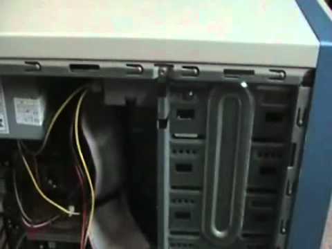 Einbau eines CD/DVD-Rom Laufwerk - YouTube