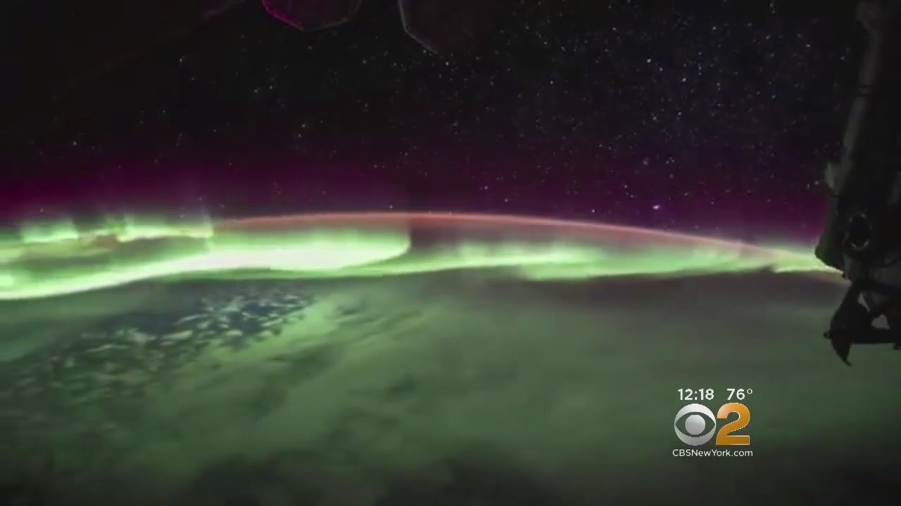 Astronaut Shows Off Northern Lights Seen From Space