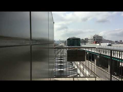 大阪モノレール2117巨人色