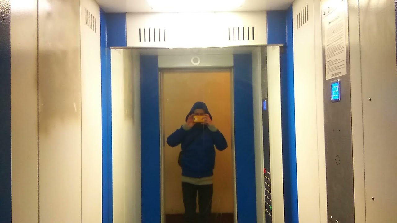 3 Лифта КМЗ @ Чоботовская ул., 17, Ново-Переделкино, Москва, Россия