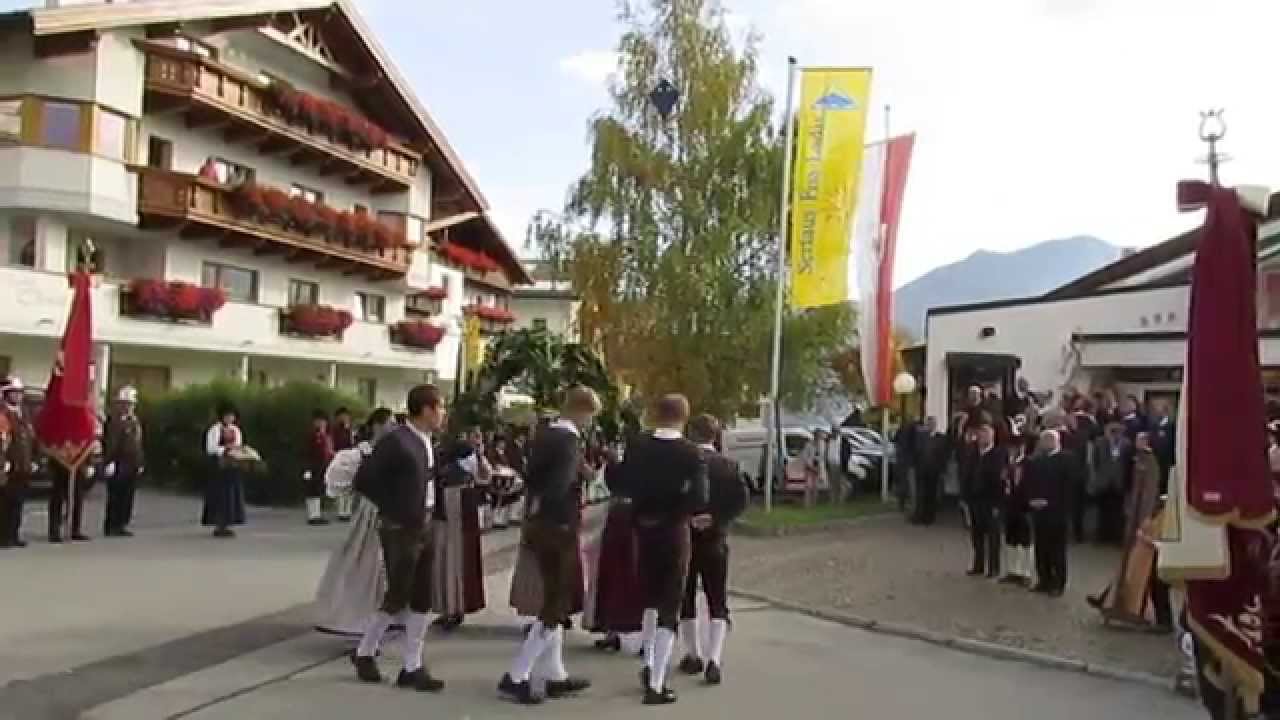 Reiftanz der Trachtengruppe Fiss 12 10 2014