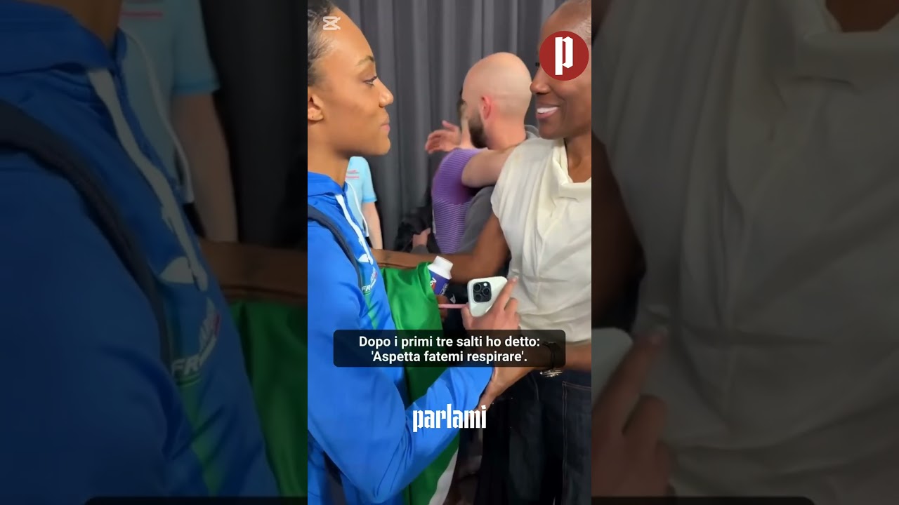 Dopo aver vinto la medaglia d'oro Larissa ha abbracciato sua madre Fiona May 