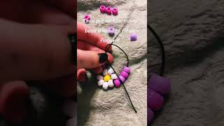 How to make a Kandi flower ring:3 #music #kandikid #kandi #howtomake