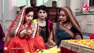 Diya Aur Baati Hum - 8th November 2011