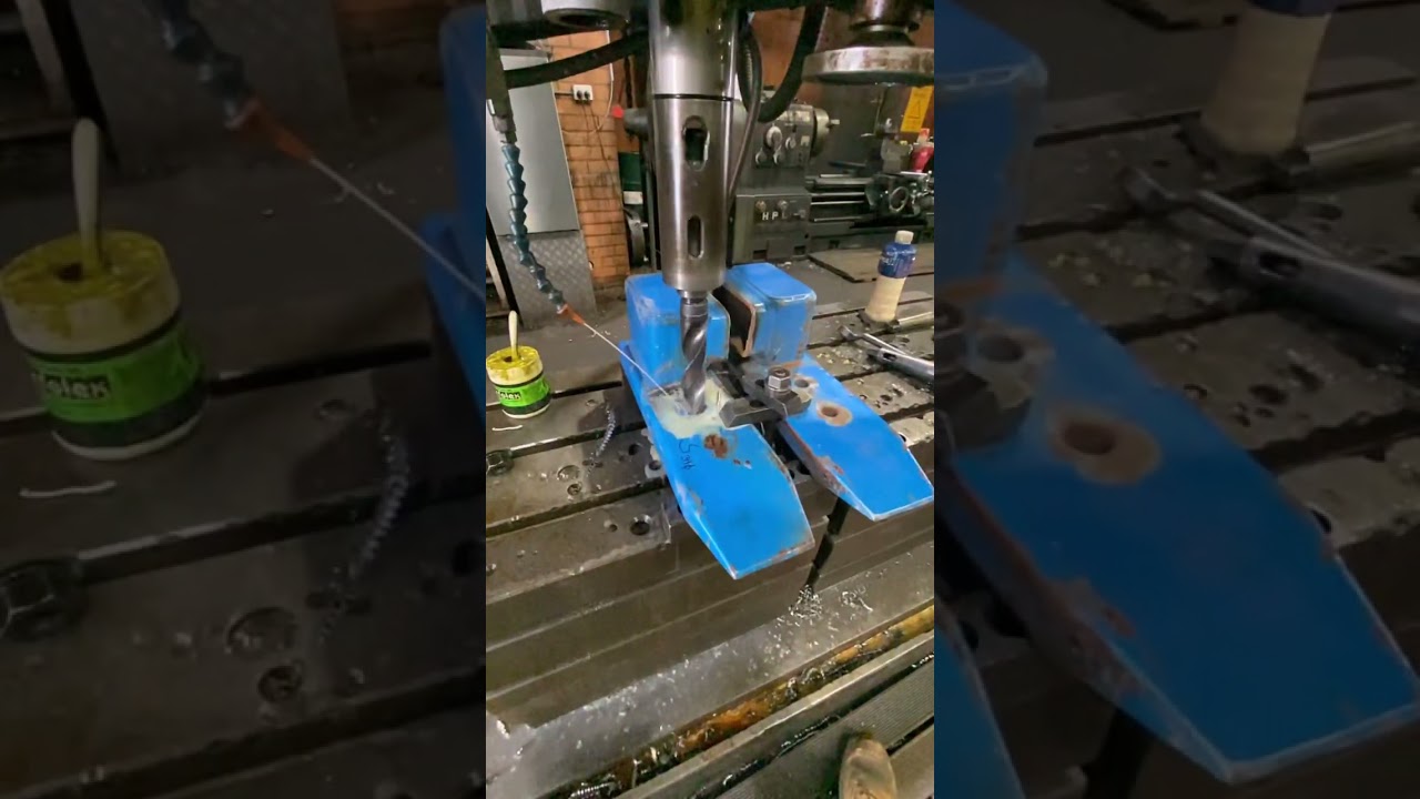 DOUBLE SWARF ON 39° DRILL 