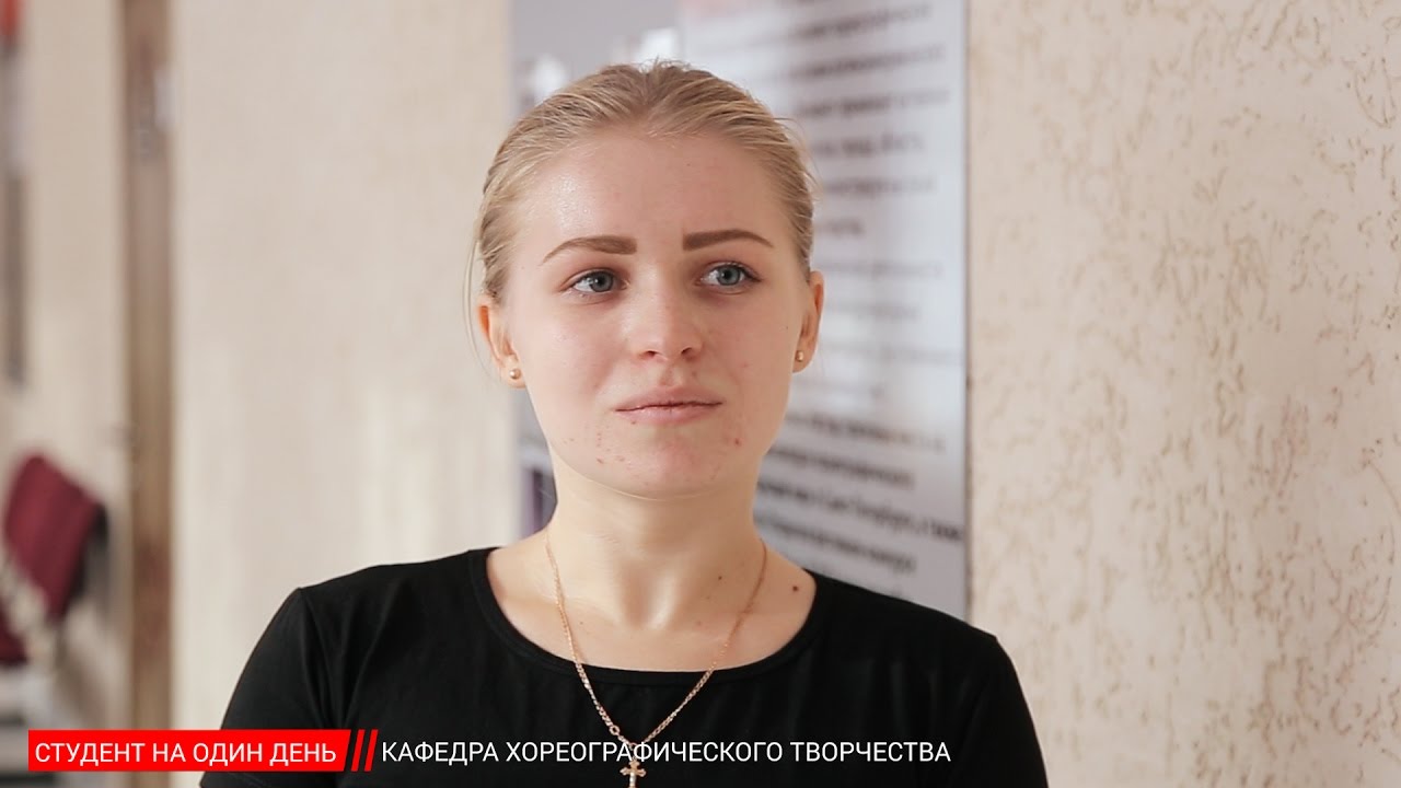 Ебут студентку в машине