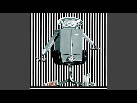 Nuova Idea — Mister E. Jones