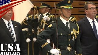儀仗隊の栄誉礼を受けるカーター国防長官・陸上自衛隊 第302保安警務中隊