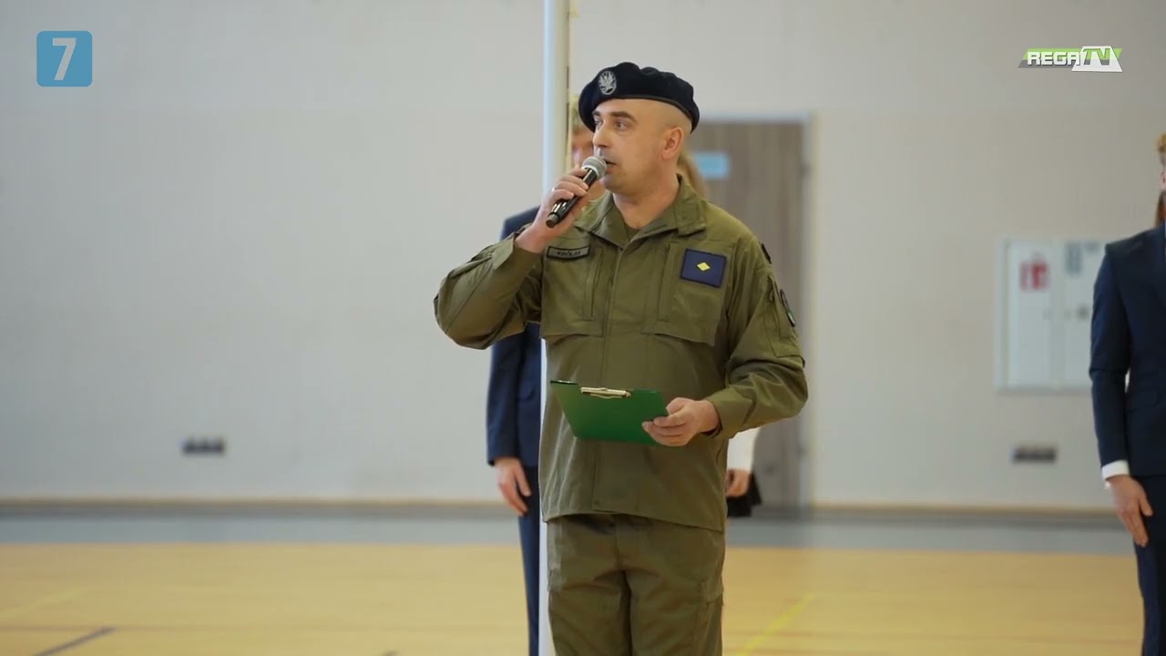 Uroczysta ceremonia ślubowania Oddziału Przygotowania Wojskowego w ZSR CKZ w Świdwinie