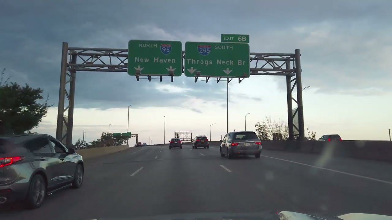 Throgs Neck Bridge (southbound) Bronx to Queens | sunset drive