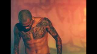 Download lagu Chris brown : Should've Kissed You