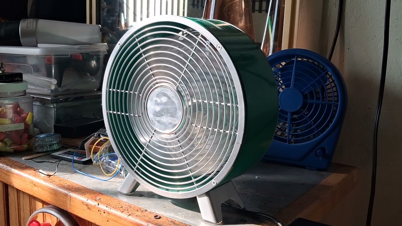 2014 Pacific Bay Retro Drum Fan In Green Model FE20-C