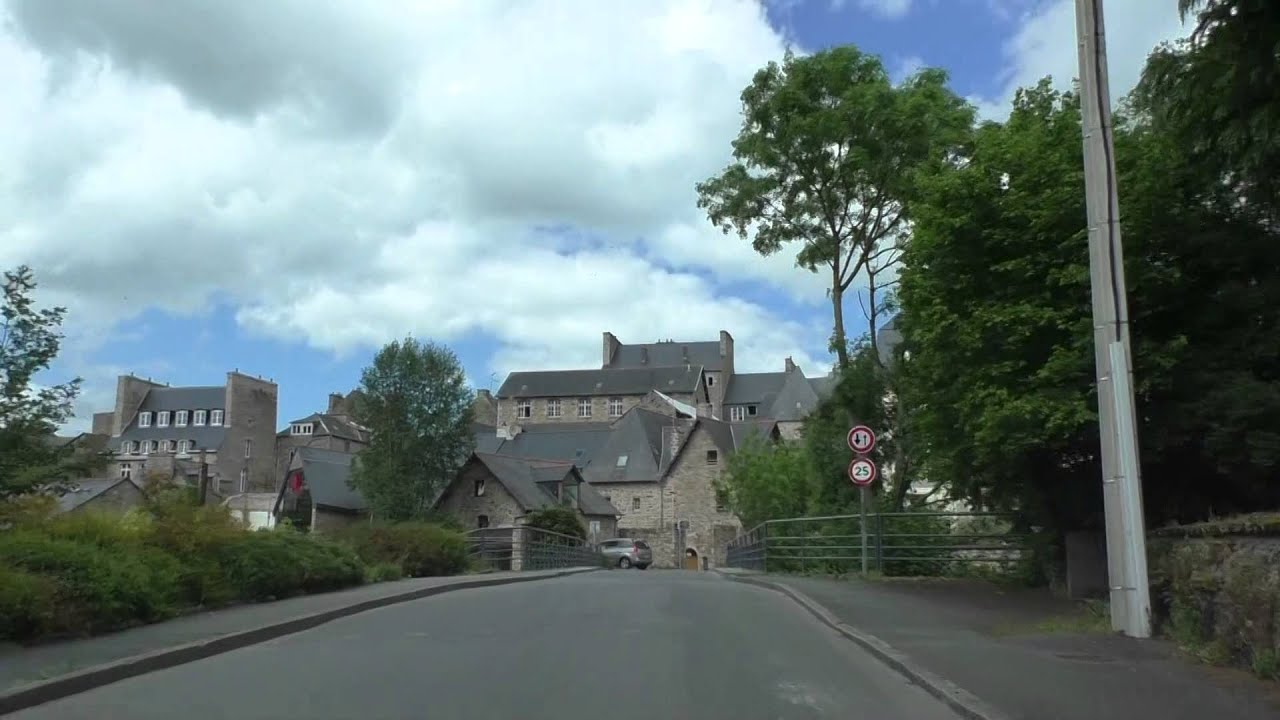 Driving On Rue de la Passerelle, Rue Saint Sébastien & Rue du Grand Trotrieux, Guingamp, France