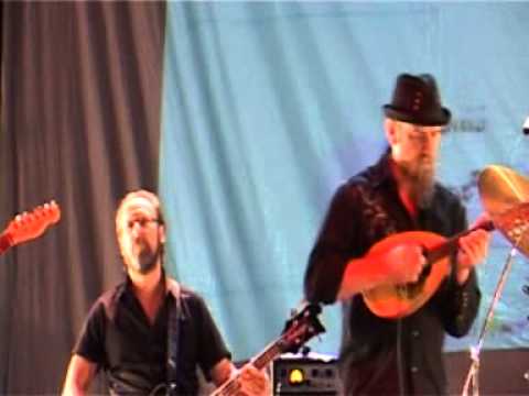 Babilonia Ethinc Band & Carlo Aonzo al mandolino -...