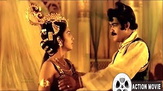 അർദ്ധരാത്രിയിലെ രഹസ്യ സന്ദർശനം അത്ര നല്ലതല്ല | Kadathanadan Ambady Malayalam Movie Romantic Scenes