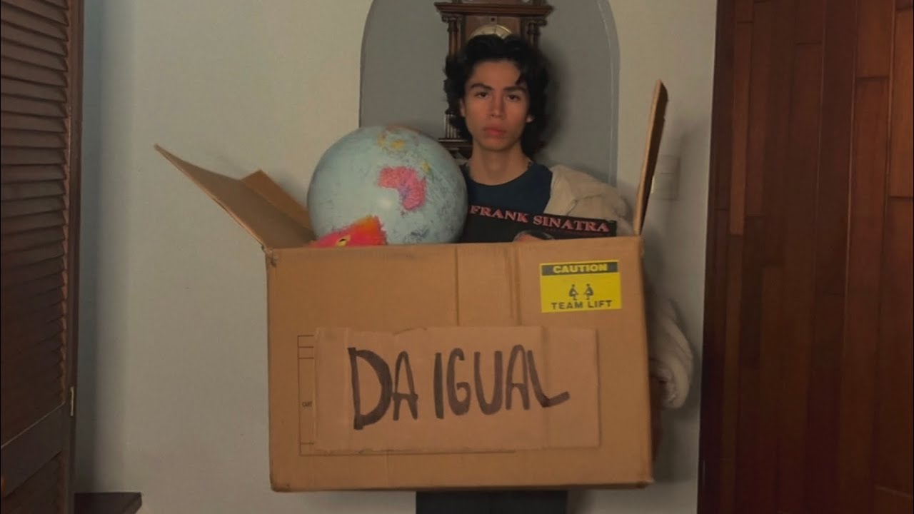 Santiago Waller - DA IGUAL (visualizer)