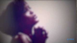 Whitney Houston - Walk On By (live) - MP3
