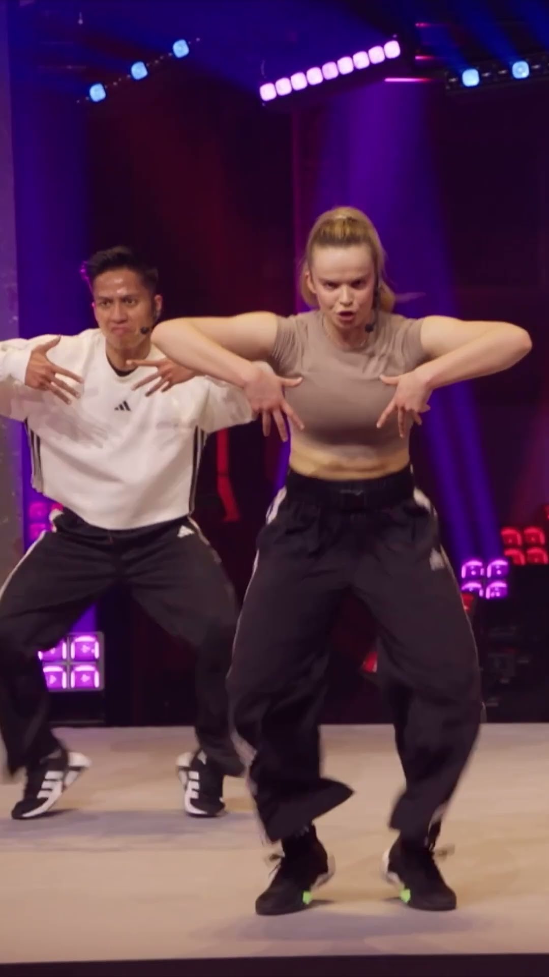 New LES MILLS BODYJAM #115 - YouTube