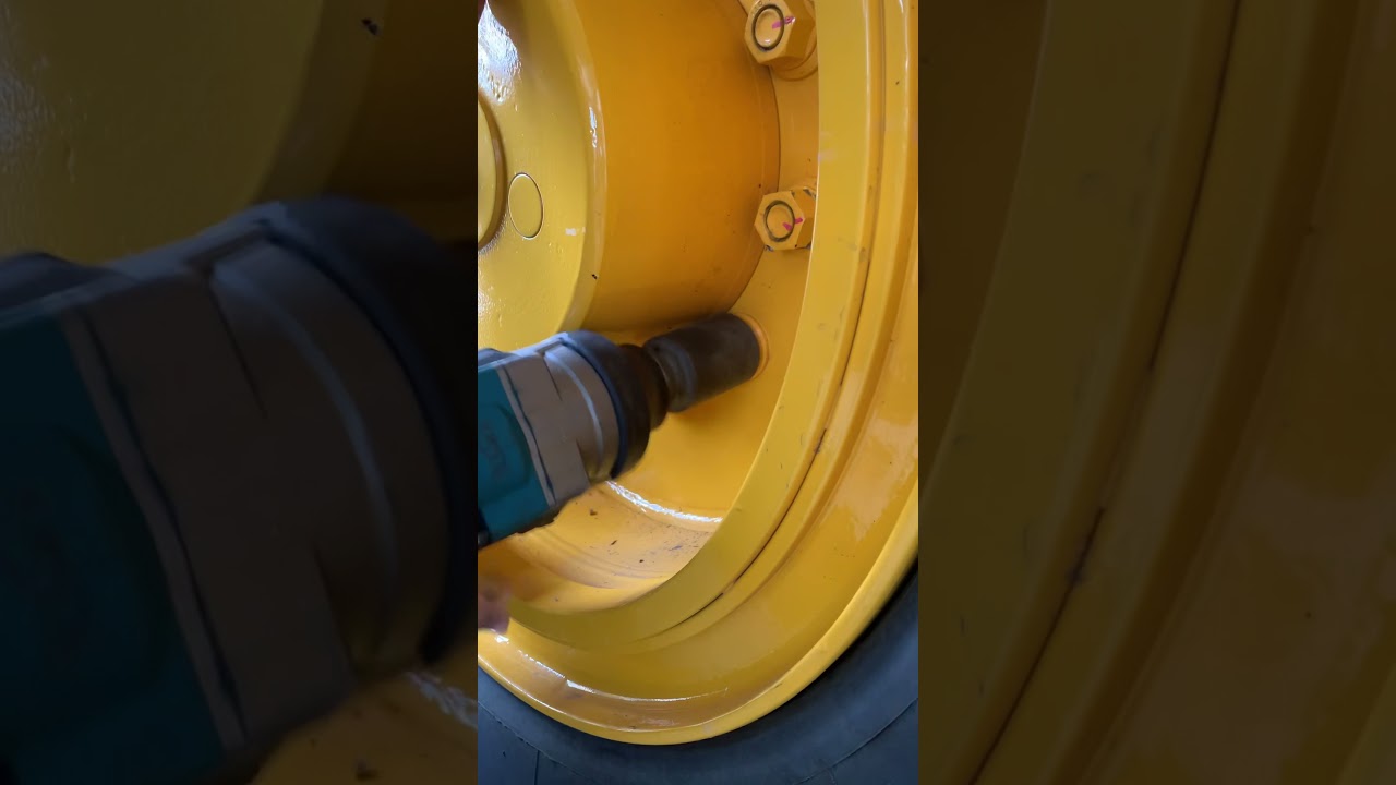 TW001G cordless impact wrench