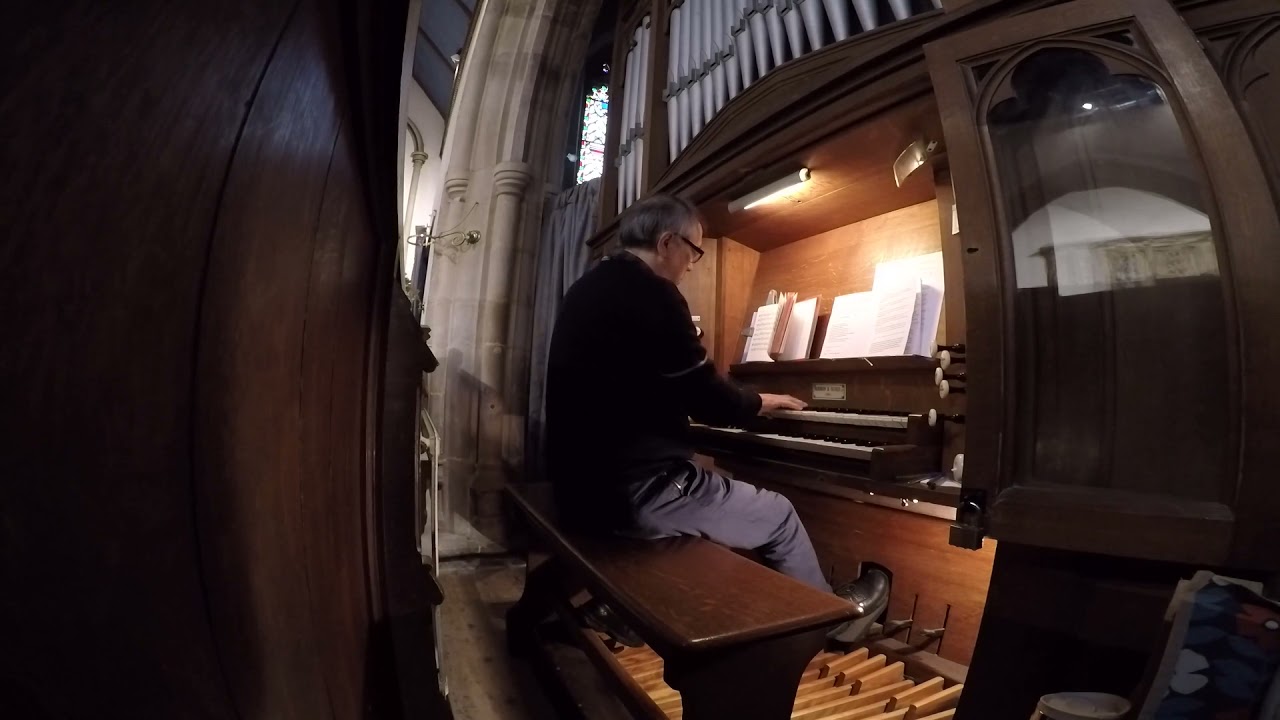 Guarda Organ cover of Genevieve Artadi's Before The Dark su YouTube Guarda Organ cover of Genevieve Artadi's Before The Dark su YouTube