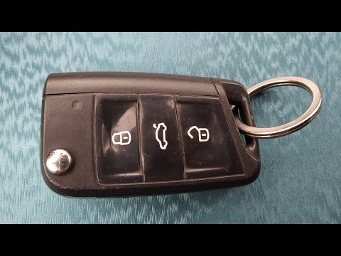 Видео: Как да смените батерията в дистанционно Buick Verano?